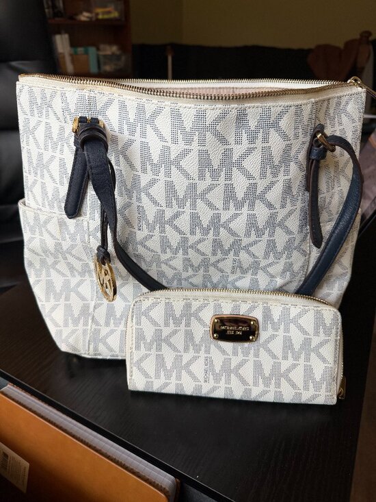 KORS Michael Kors Accessories - Navy Blue and White Michael Kors Tote and wallet bundle